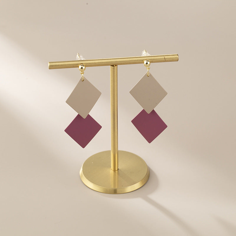 Women's Retro Gentle Contrast Color Diamond-shaped Fashionable Elegant Ear Clip