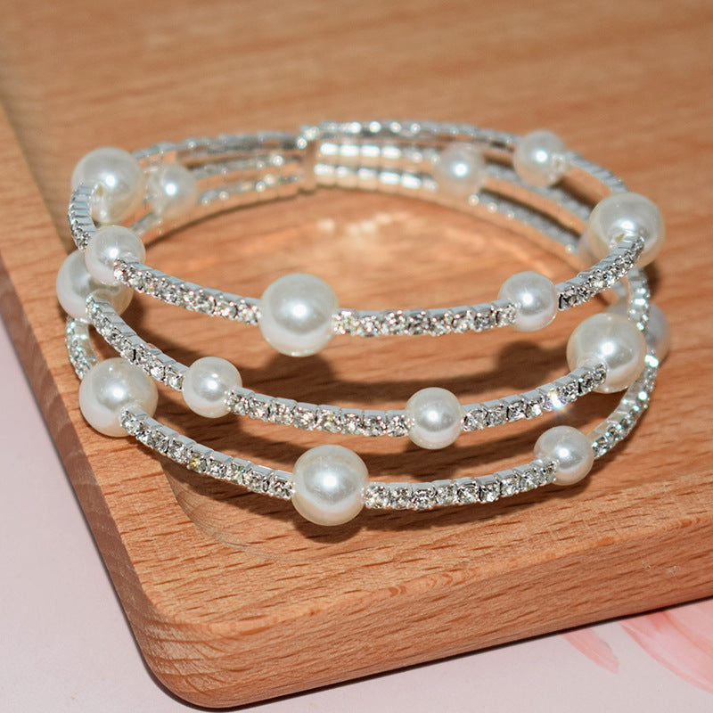 Women's Fashion Exaggerated Rhinestone Pearl Open-ended Temperament Bracelet