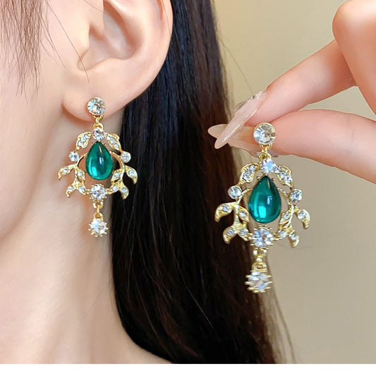 Exaggerated Diamond Leaf Drop Trendy Court Style Temperament Clavicle Necklace