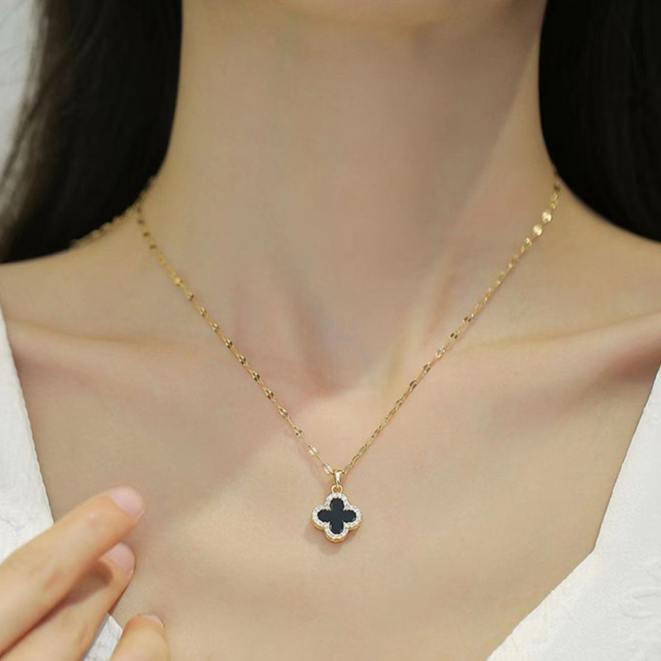 Women's Black White Double-sided Clover Fashionable Advanced Design Necklace