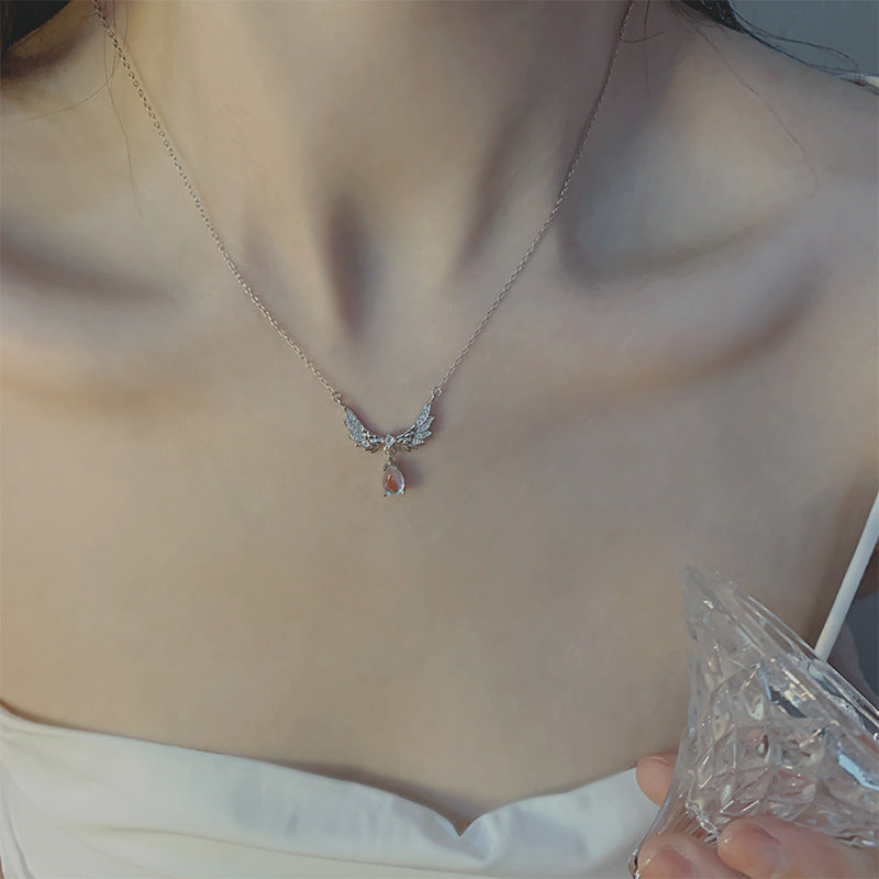 Wings Moonstone Female Niche Design Advanced Clavicle Necklace