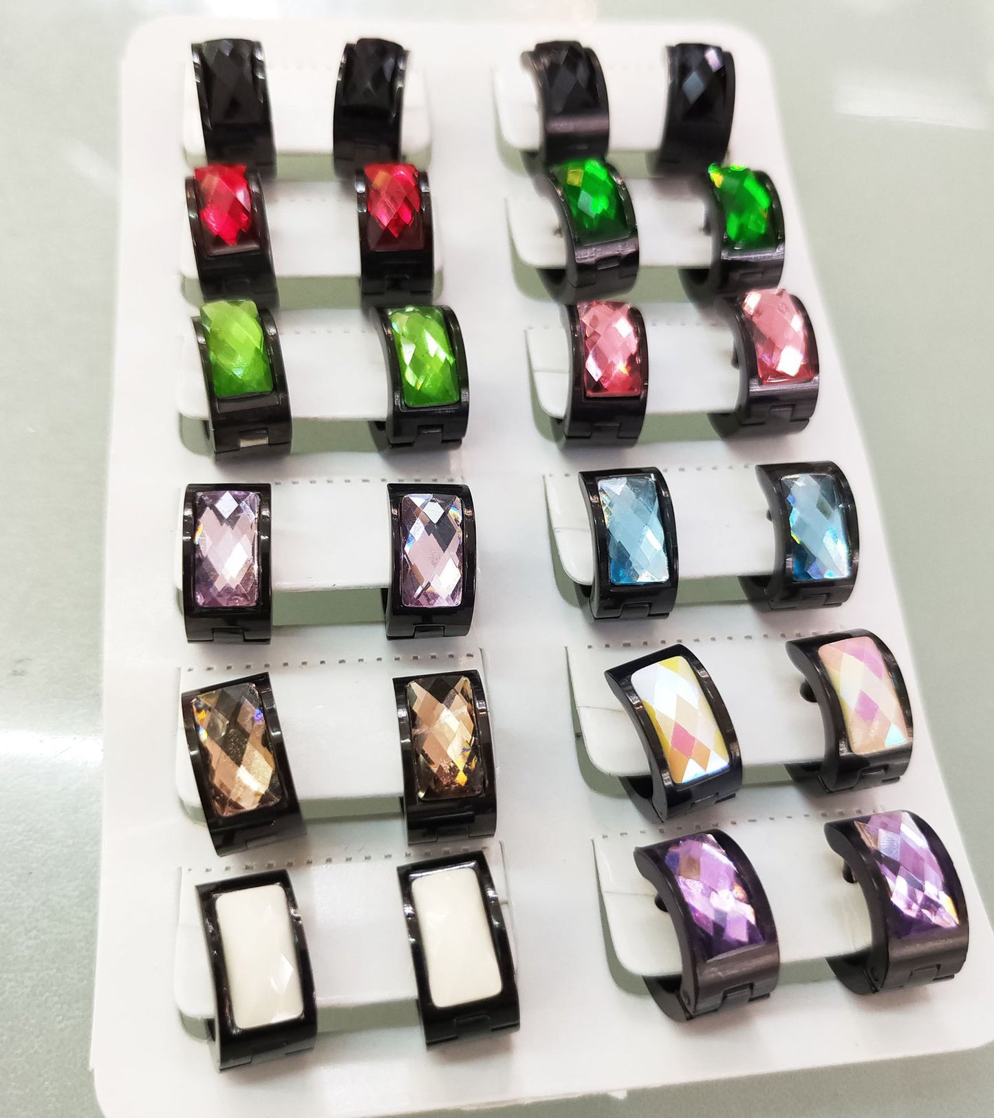 Women's & Men's Steel Clips Geometric Rhinestone Titanium Color Acrylic Ear Buckle