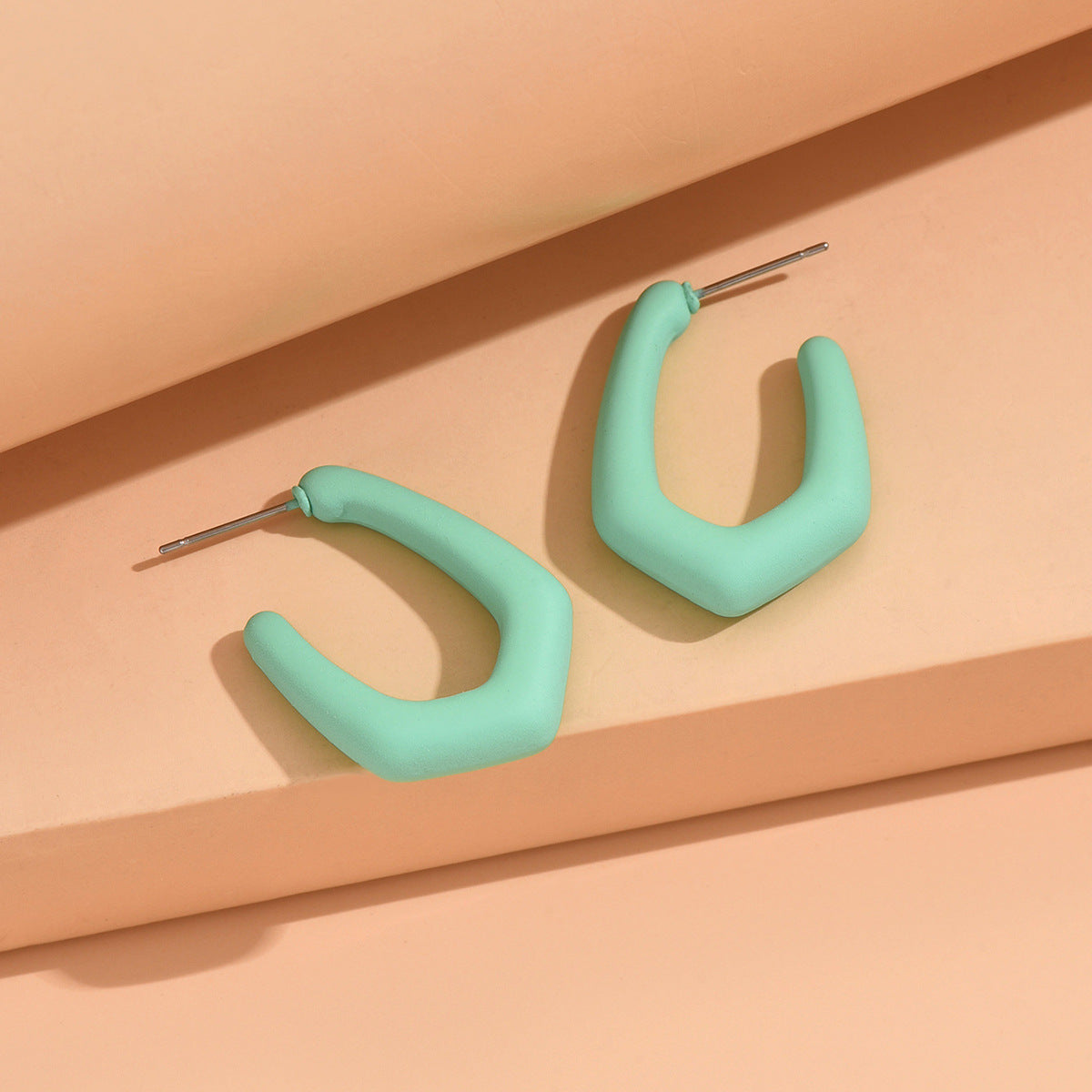 Women's French Retro Color Geometric Ear Eardrops High Earrings