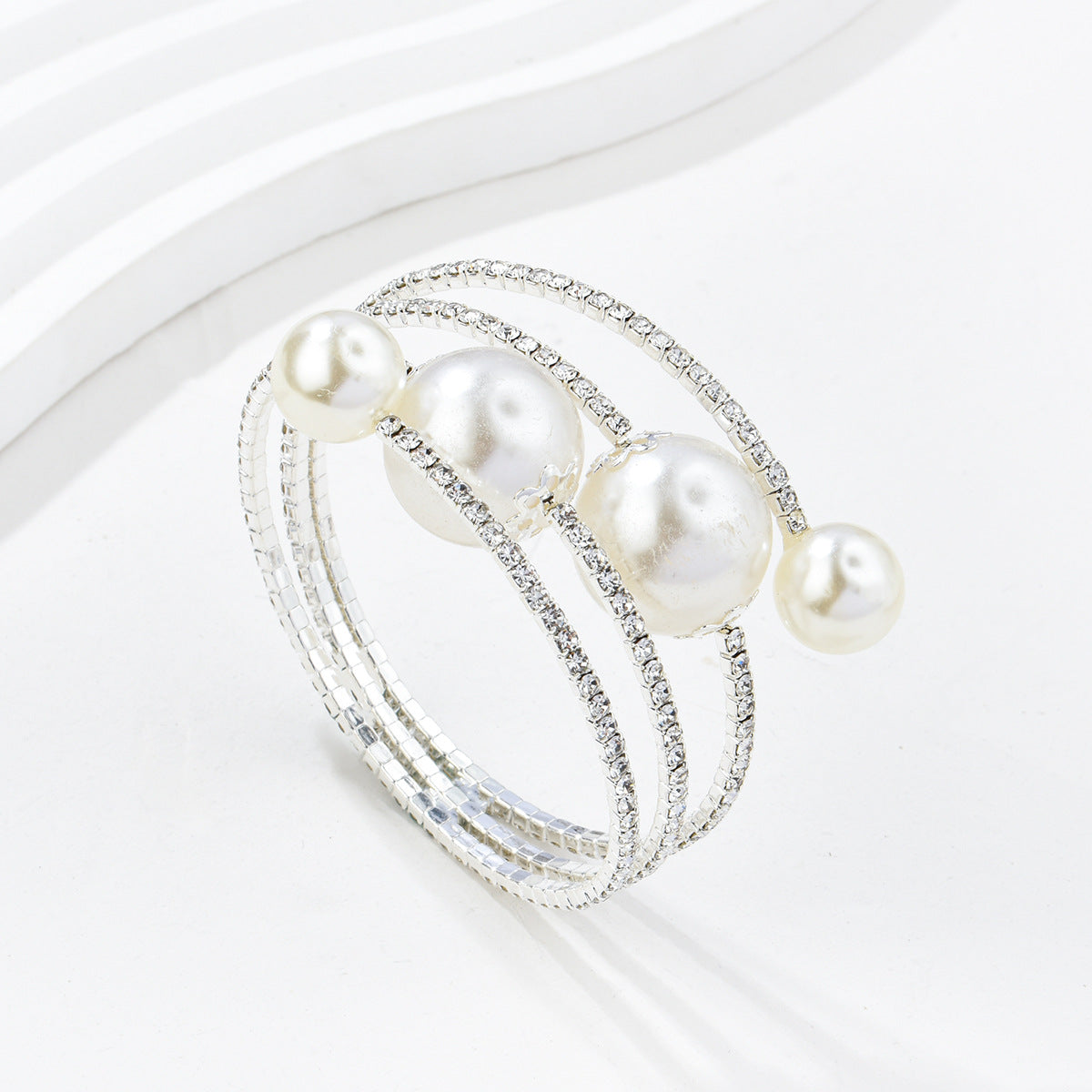 Fashion Bridal Elegant Shiny Rhinestone Pearl Single Row Hand Bracelet