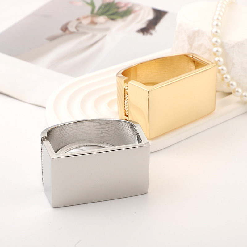 Minimalist Exaggerated Punk Unisex Style Geometry Rectangle Design Glossy Bracelet