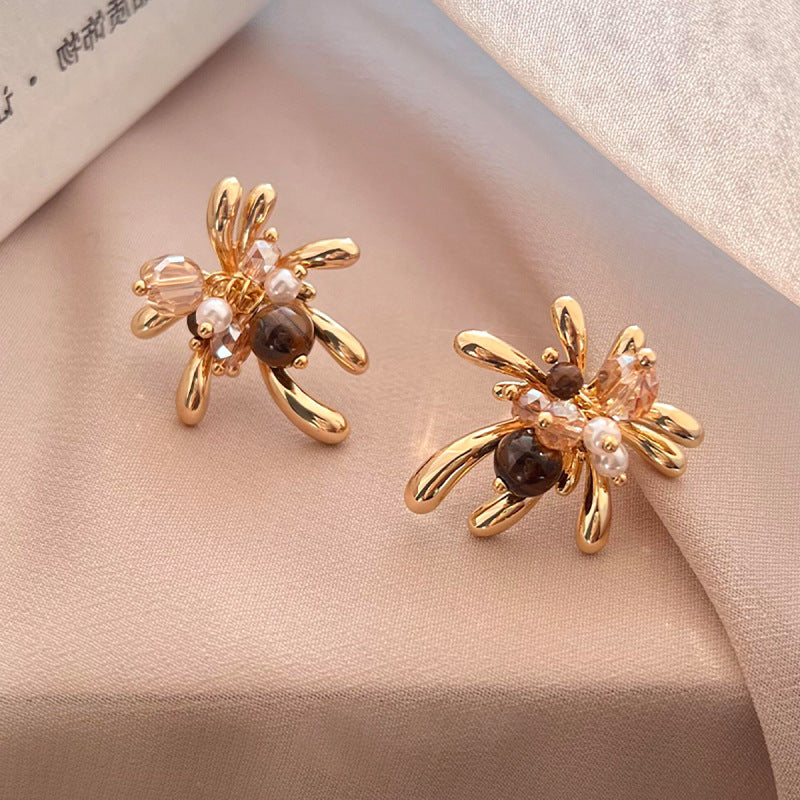 Real Gold Plating Elegance Retro Light Luxury Stud Earrings