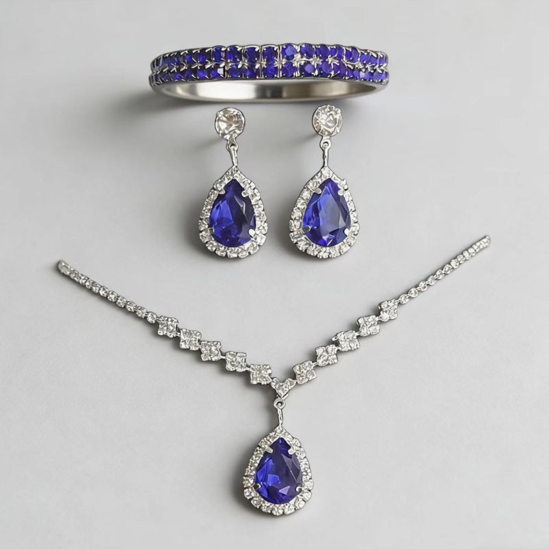 Simple Exquisite Three-piece Full Diamond Clavicle Dinner Jewelry Set