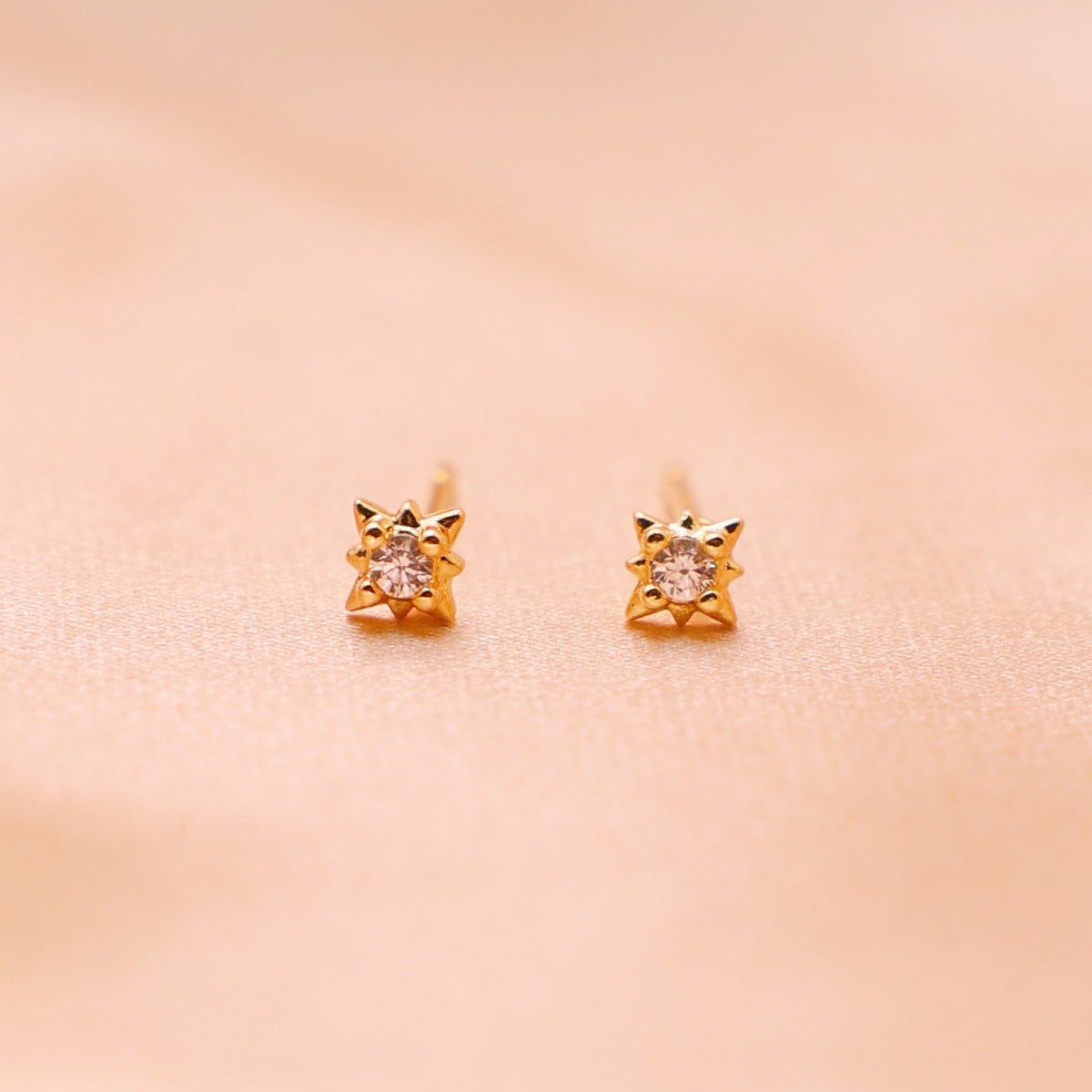 Women's Hexagram Light Luxury Rhinestone Design Daily Commuting Exquisite Stud Earrings