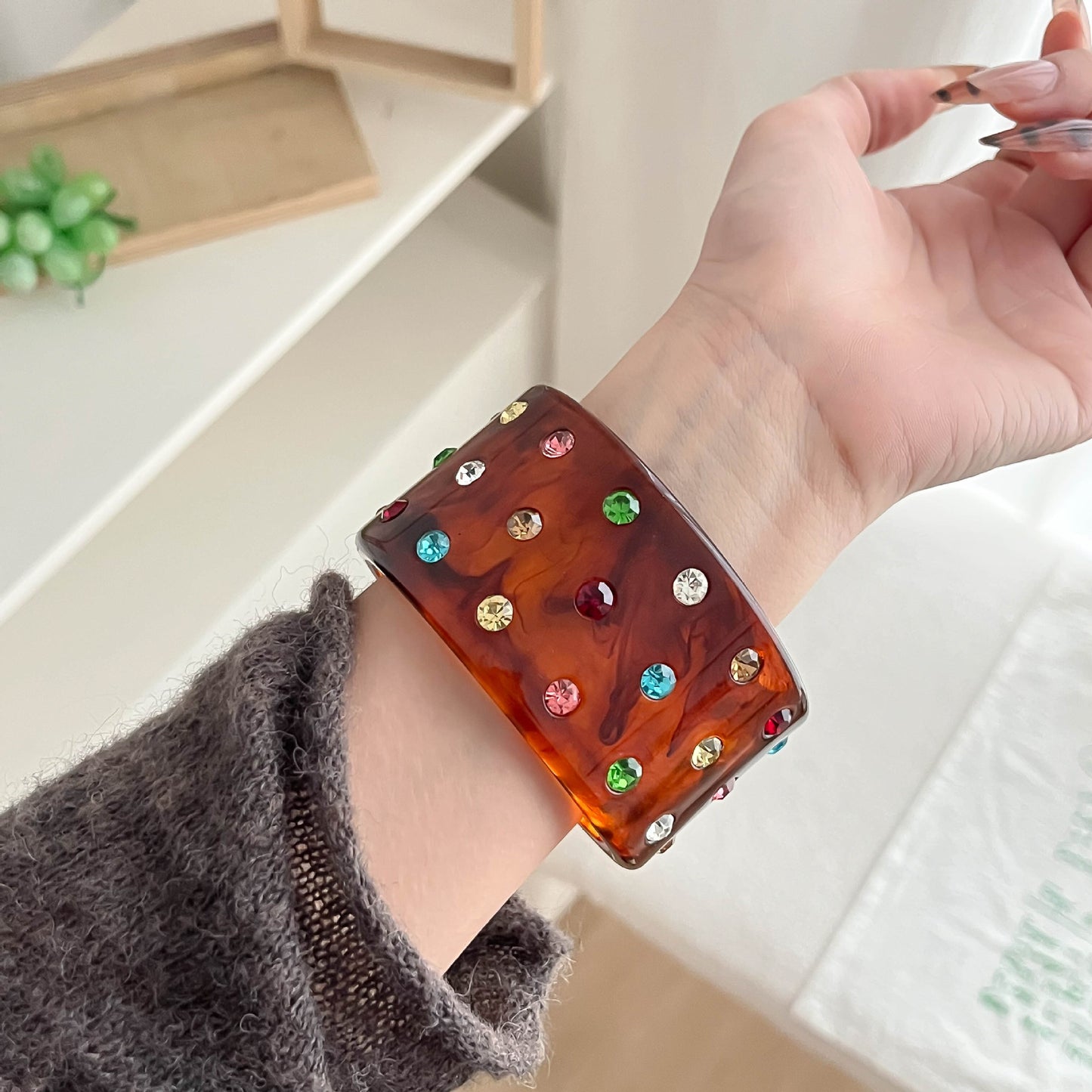 Women's Colorful Light Diamond Shaped Resin Cute Holiday Fresh Bracelet