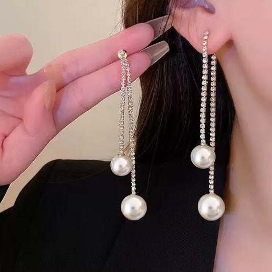 Elegant Rhinestone Tassel Pearl Niche Design Earrings