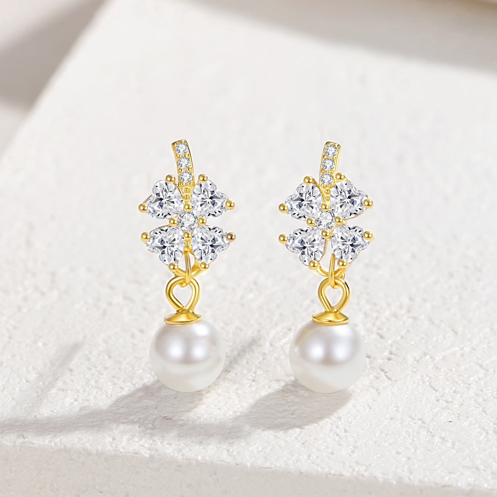 Boucles d'oreilles mode trèfle à quatre feuilles en diamant plein de diamants pour femmes