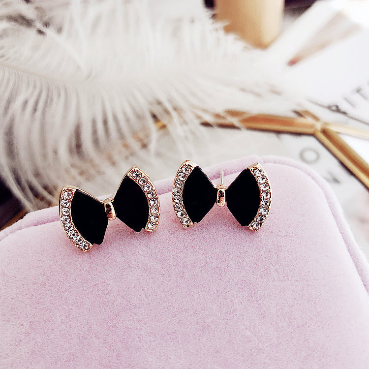 Needle Simple Black Triangle Light Luxury Minority Rings