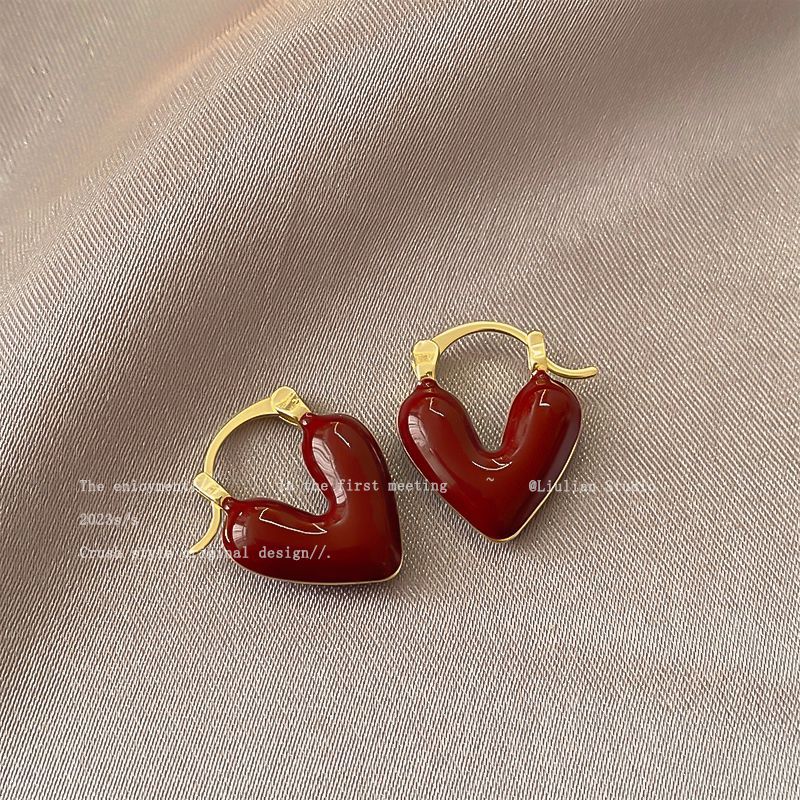 Women's Retro Wine Red For Design Simple Earrings