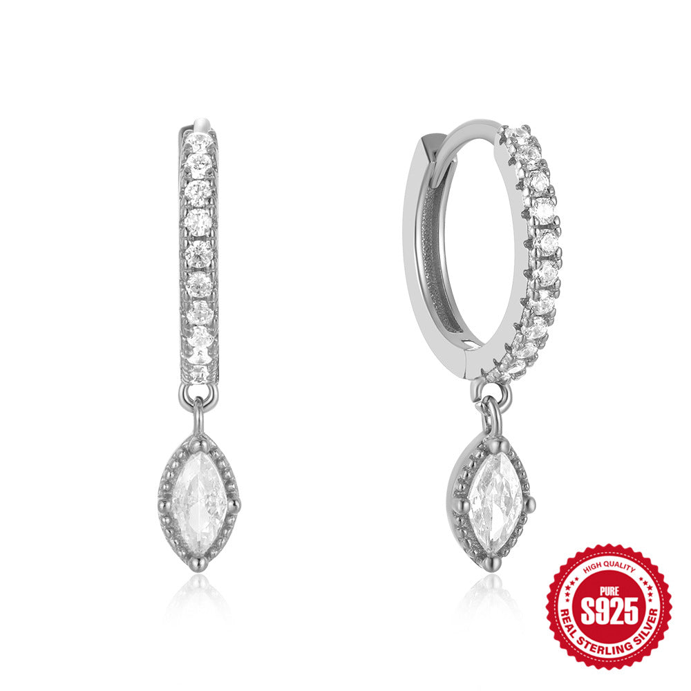 Boucles d'oreilles de tempérament de luxe léger avec clip d'oreille en diamant pour les yeux