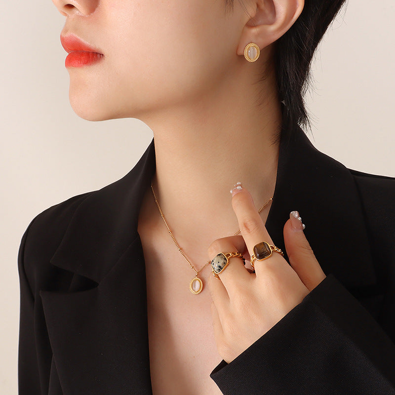 Women's French Bohemian Personality Fashion Retro Light Luxury Turquoise Opal Rings