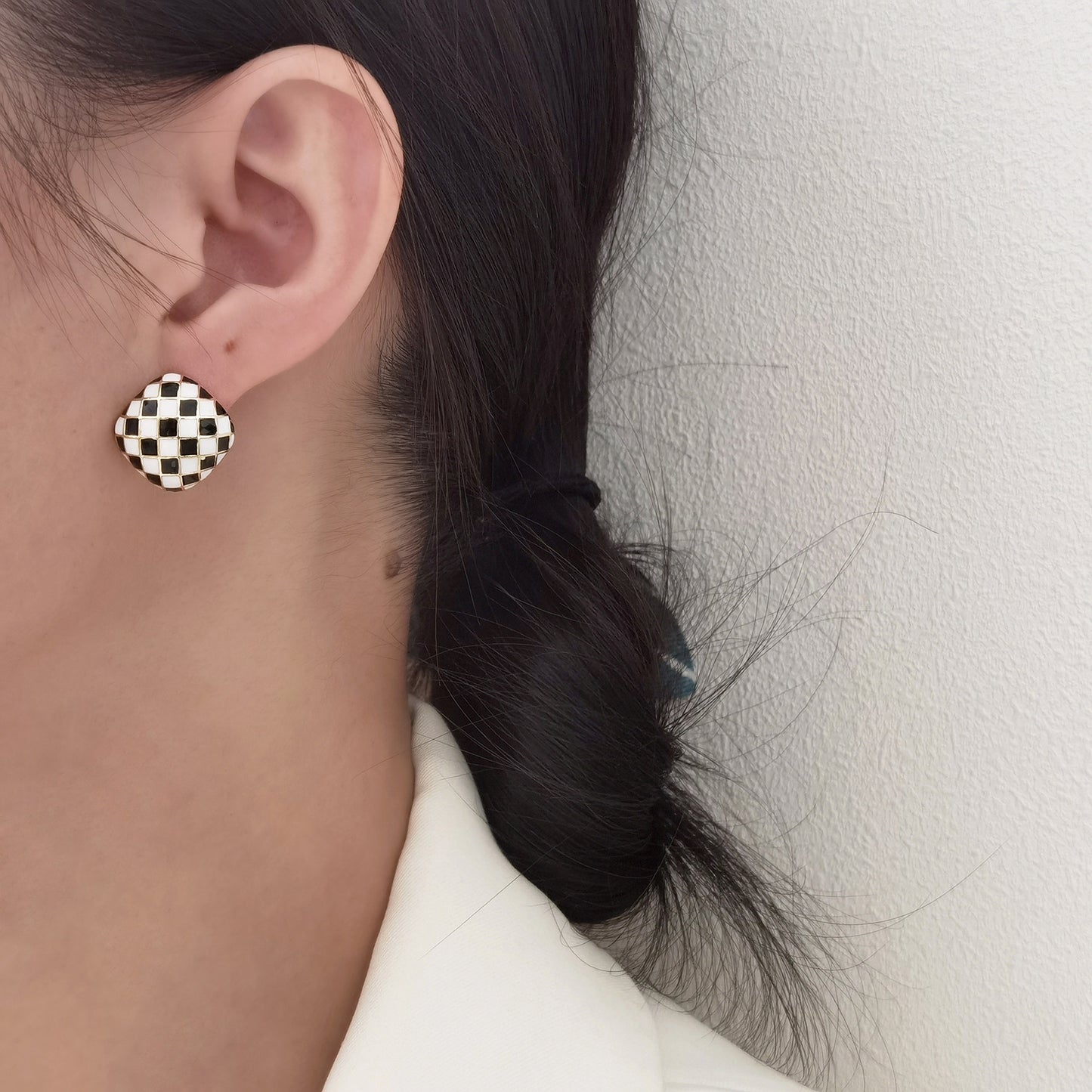 Aiguille noir et blanc échiquier Plaid petites boucles d'oreilles exquises