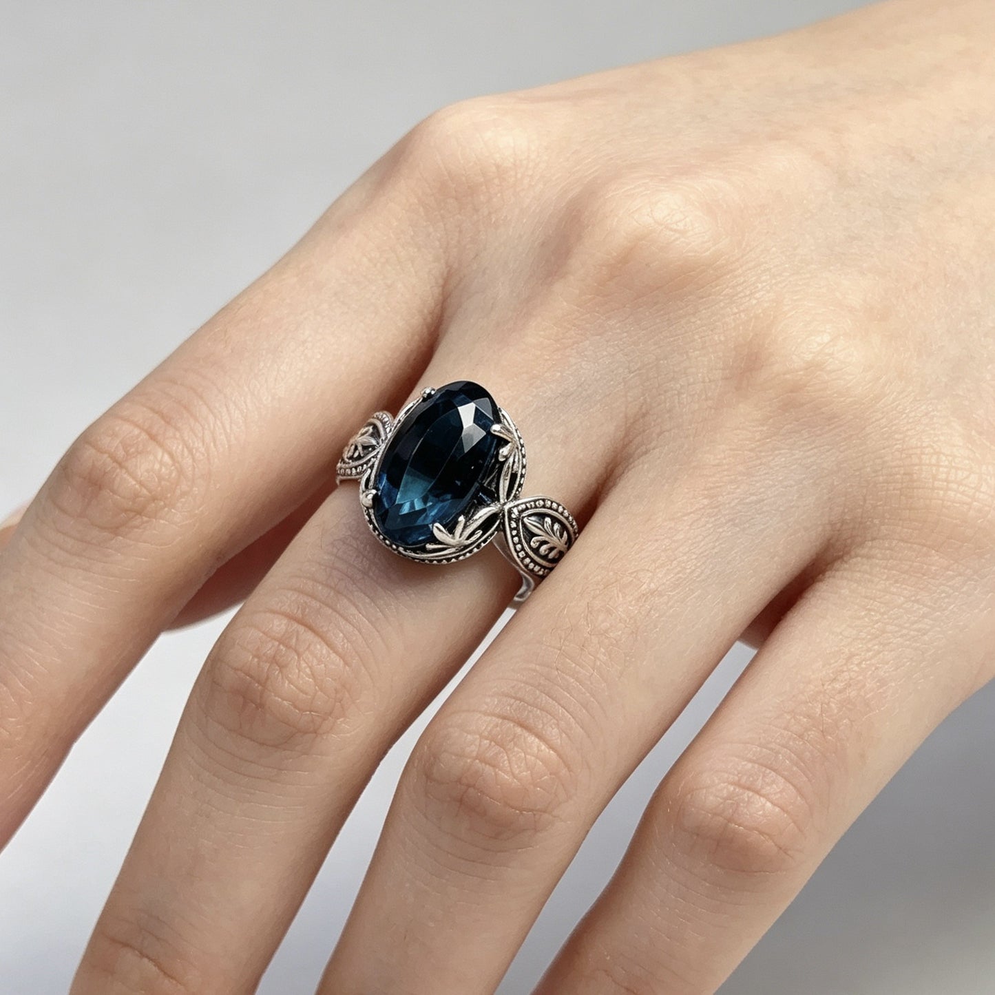 Women's Live Broadcast Fashion Alloy Inlaid Morandi Ring