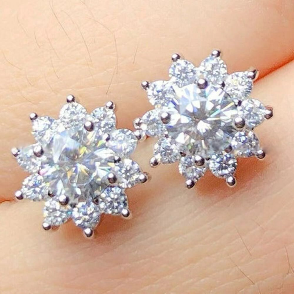Simple Small Snowflake Zircon Fashion Commuter Design Stud Earrings