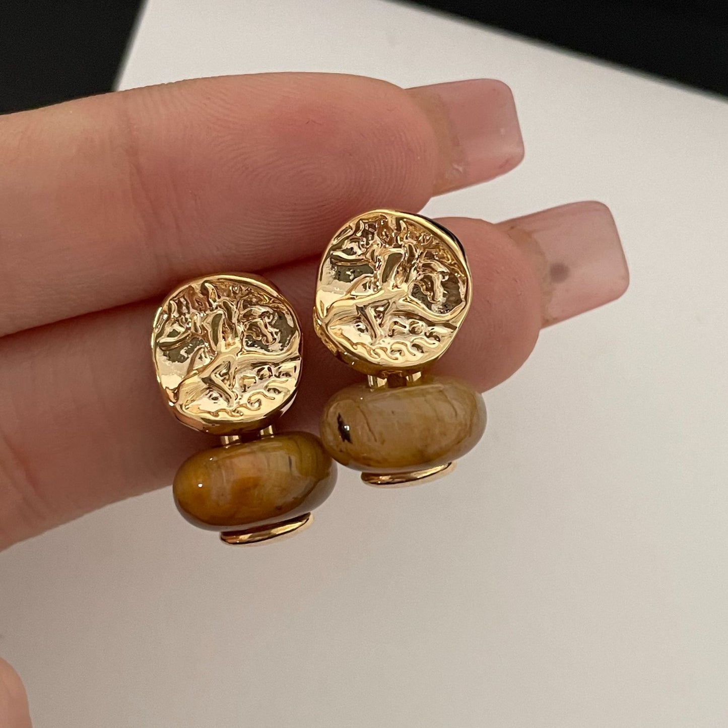 Small Round French Style Retro Affordable Luxury Earrings