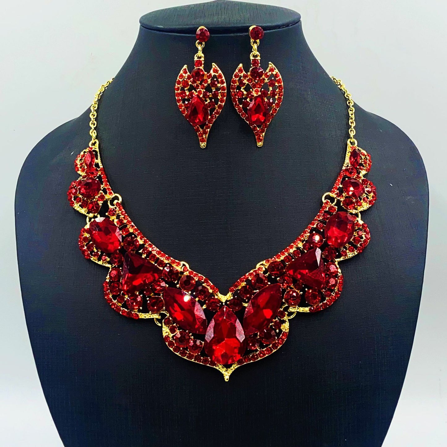 Bride High Profile Retro Suite Temperament Jewelry Set