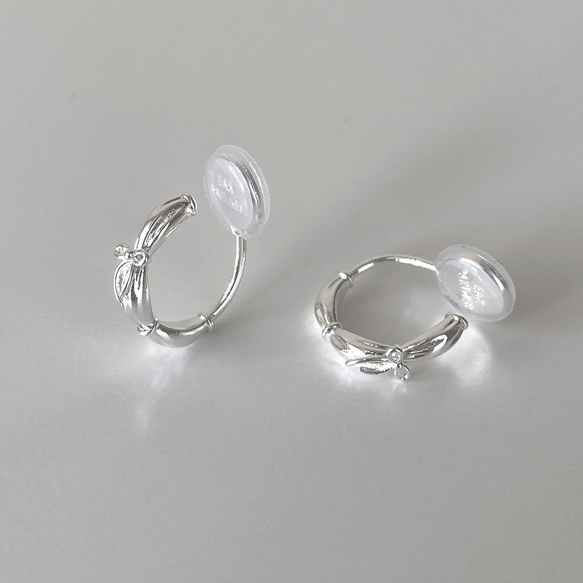 Women's Exquisite Unique Graceful Bow Light Luxury High-grade Rings