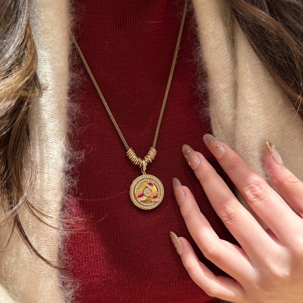Pairing Gold-plated Rotating Compass Red Corundum Watch Strap Chain Jewelry Set