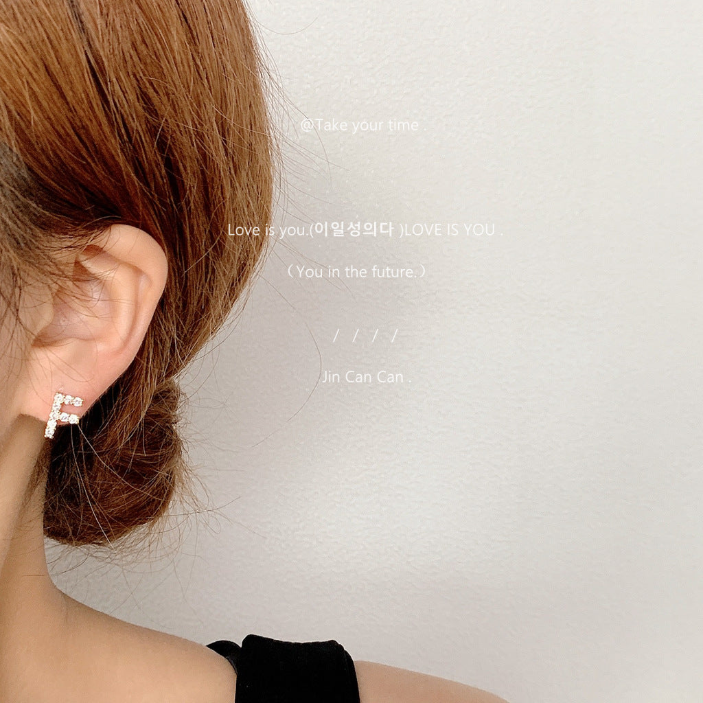 Inlaid Zircon Sier Needle Plated English Alphabet Earrings