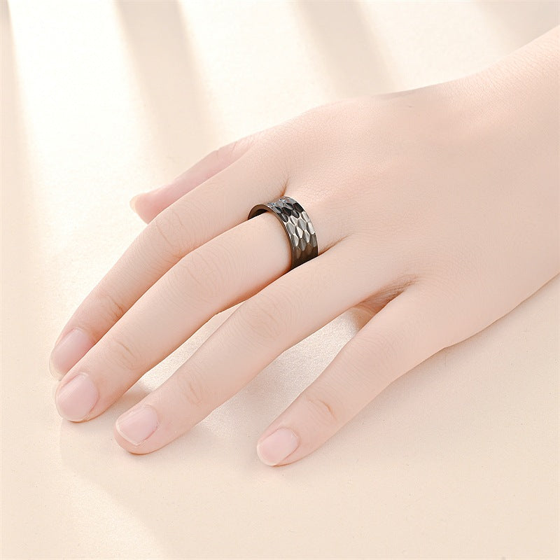 Men's Titanium Steel Beating Pattern Fashion Couple Rings