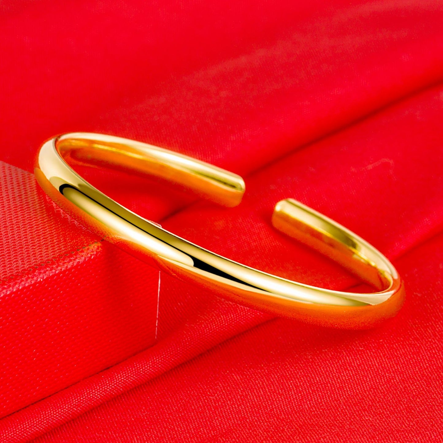 Gold-plated Open Glossy Tube Simple Gift Bracelets