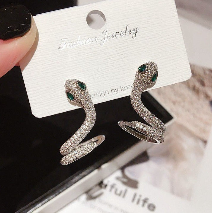 Women's High-grade Snake-shaped Design Sense Trendy Personality Ear Clip