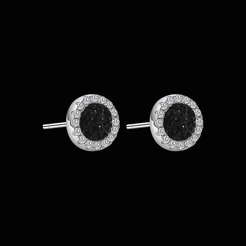Men's Bright Magnetic Fashionable Light Luxury High-grade Cold Style Elegant No Earrings