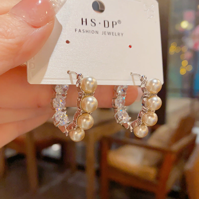 Women's Fashion High-grade Geometric Pearl Clip Temperament Ear Buckle