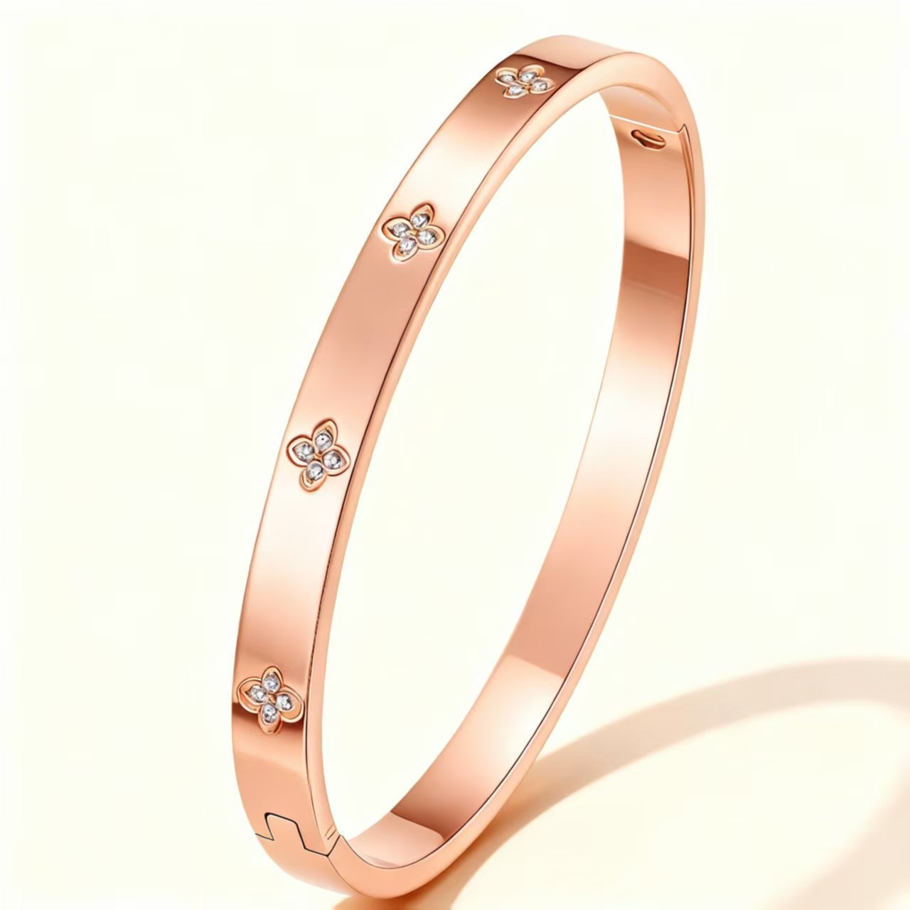 Innovative Stainless Steel Titanium Fashion Gold-plated Bracelets