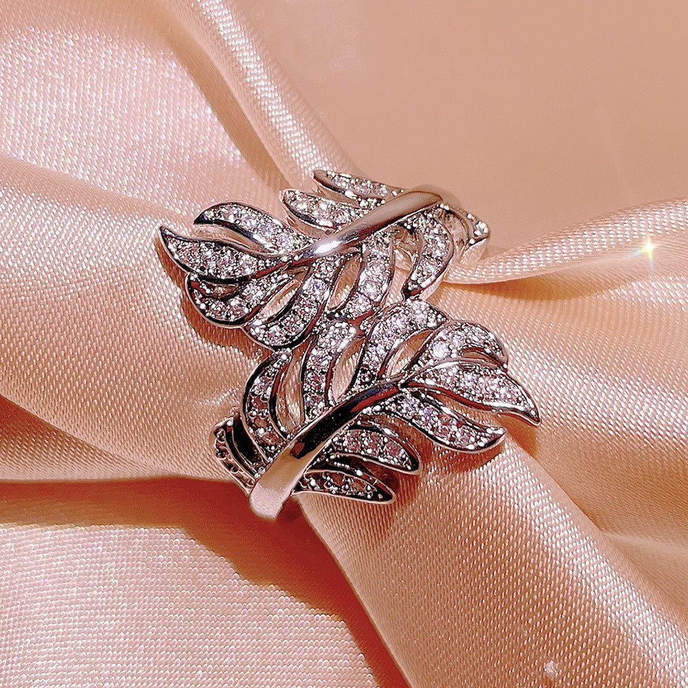 Live Zircon Ornament Fashion Leaf Size Rings