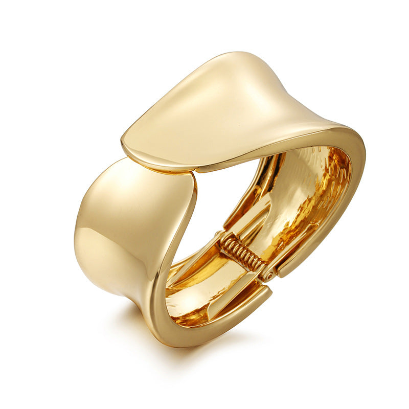 Gold Open Personalized Electroplated Glossy Alloy Bracelet