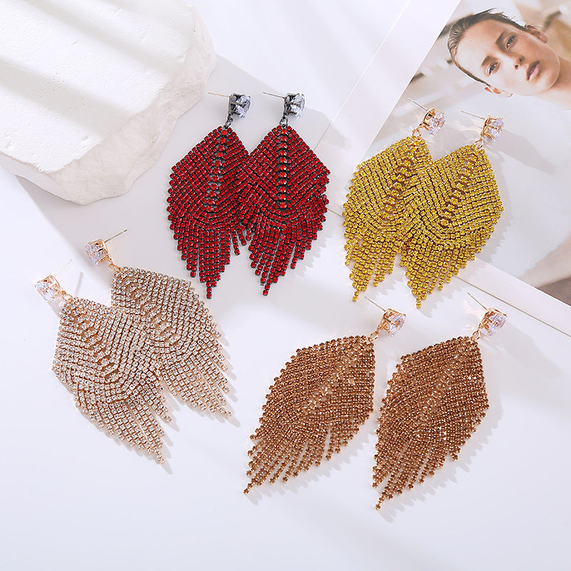 Women's Leaf-shaped Tassel For Fashionable Temperamental Niche Earrings