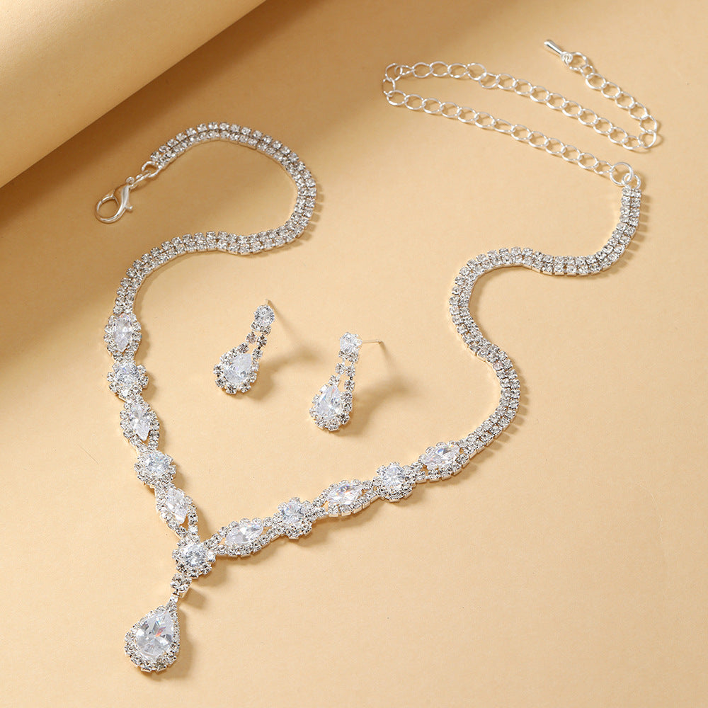 Women's Fashion Suit Rhinestone Zircon Bright Drop-shaped Entry Lux Rings