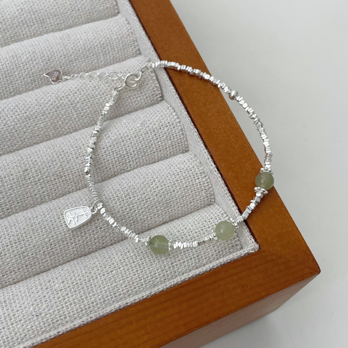 Bracelets Design en argent sterling avec couple brisé en jade