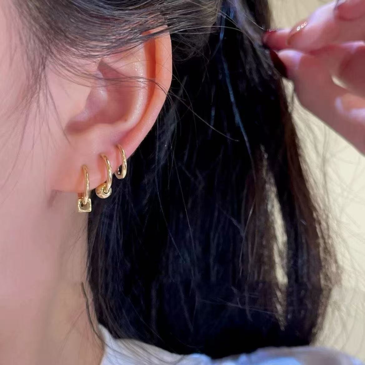 Women's Style Circle Clip Design High-grade Simple Ear Buckle