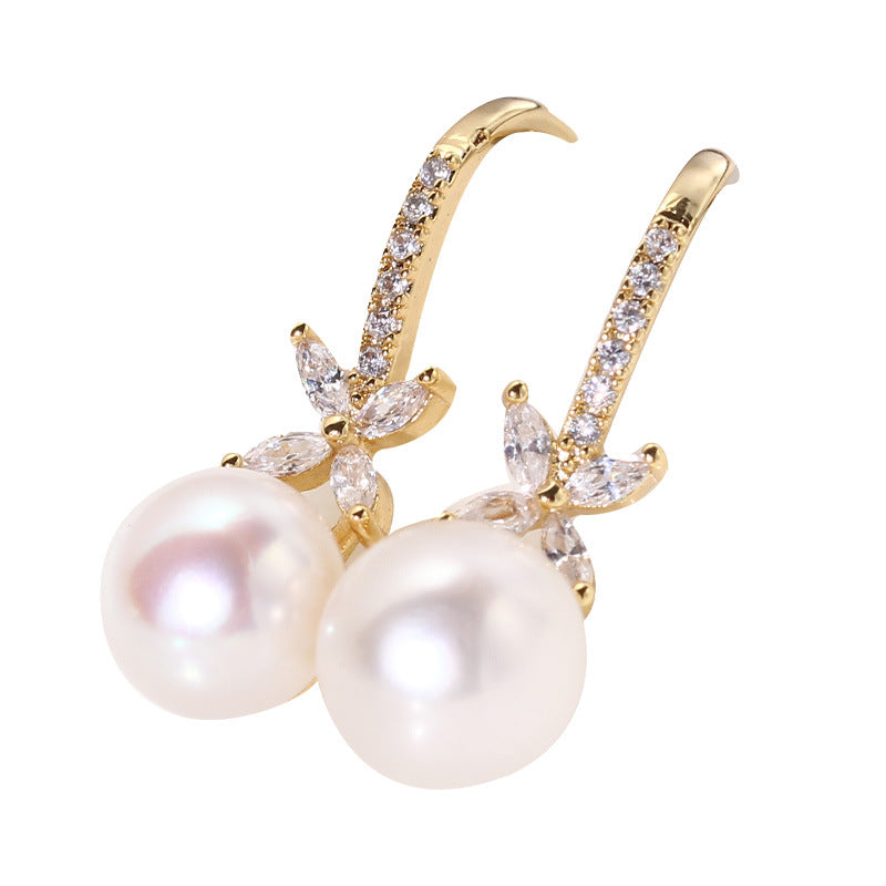 Plated Craft Freshwater Pearl Zircon Simple Earrings