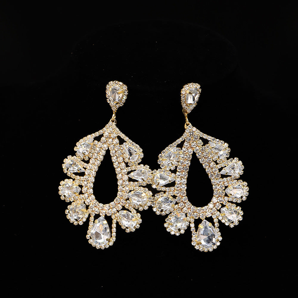Special Offer Dignified Hollow Pearl Sweet Ear Clip