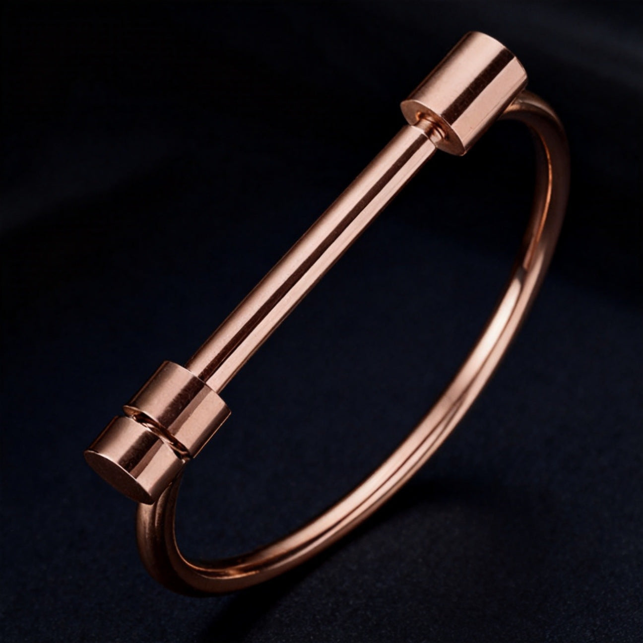 Stainless Steel Small Waist Horseshoe Niche Bracelets
