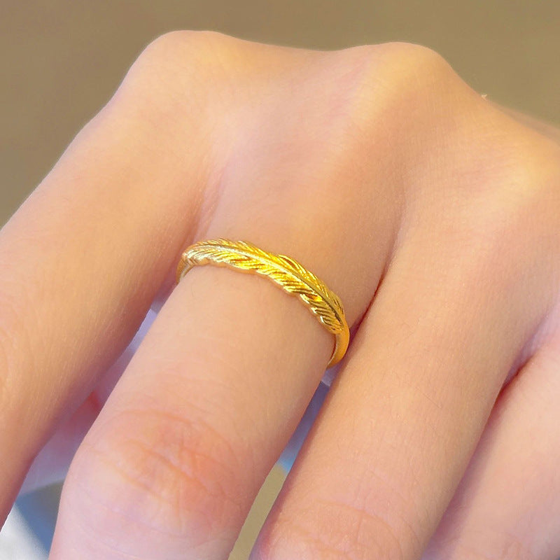 Women's Simple Golden Feather For Niche Temperament Rings