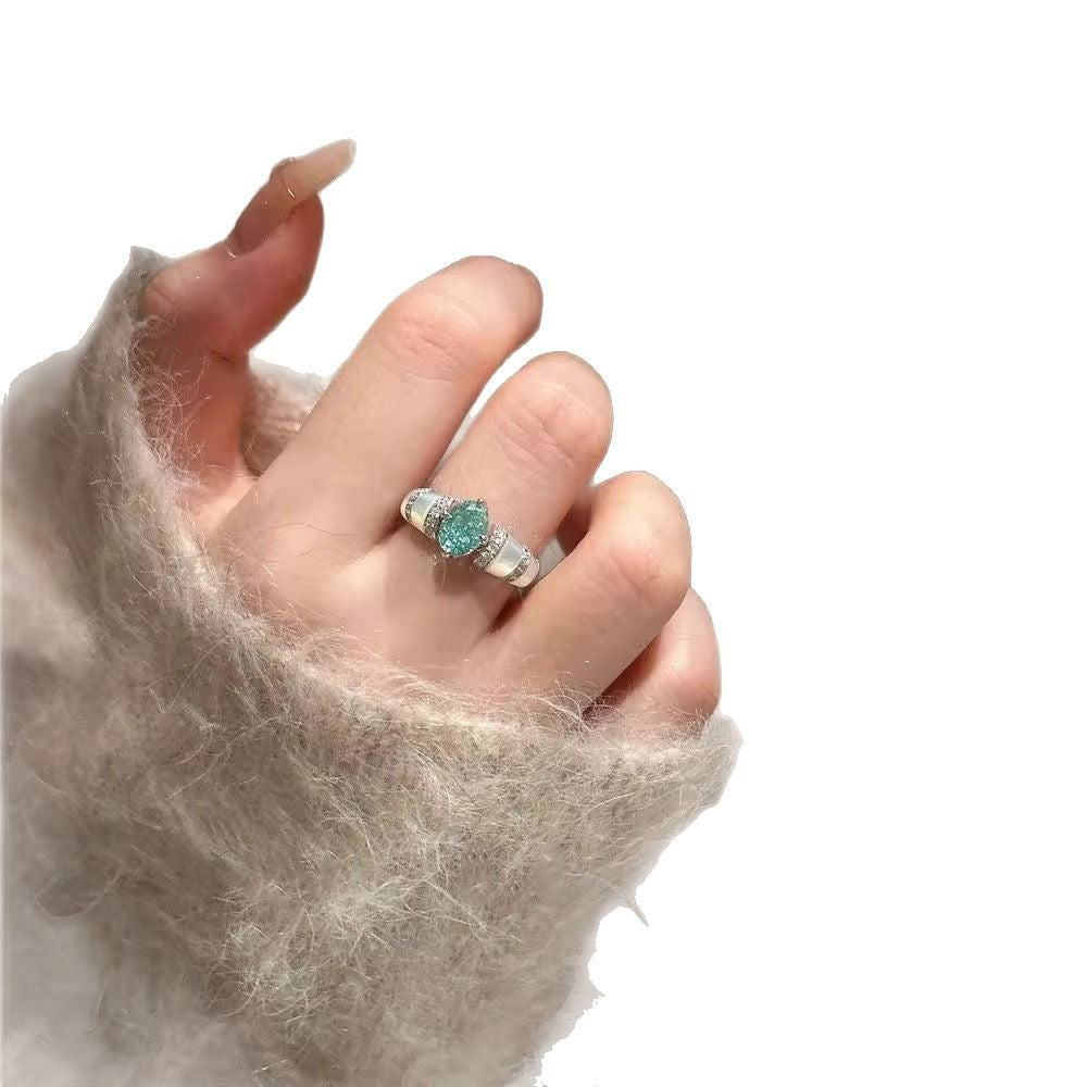 Middle Ancient Diamond White Shell Big Ring