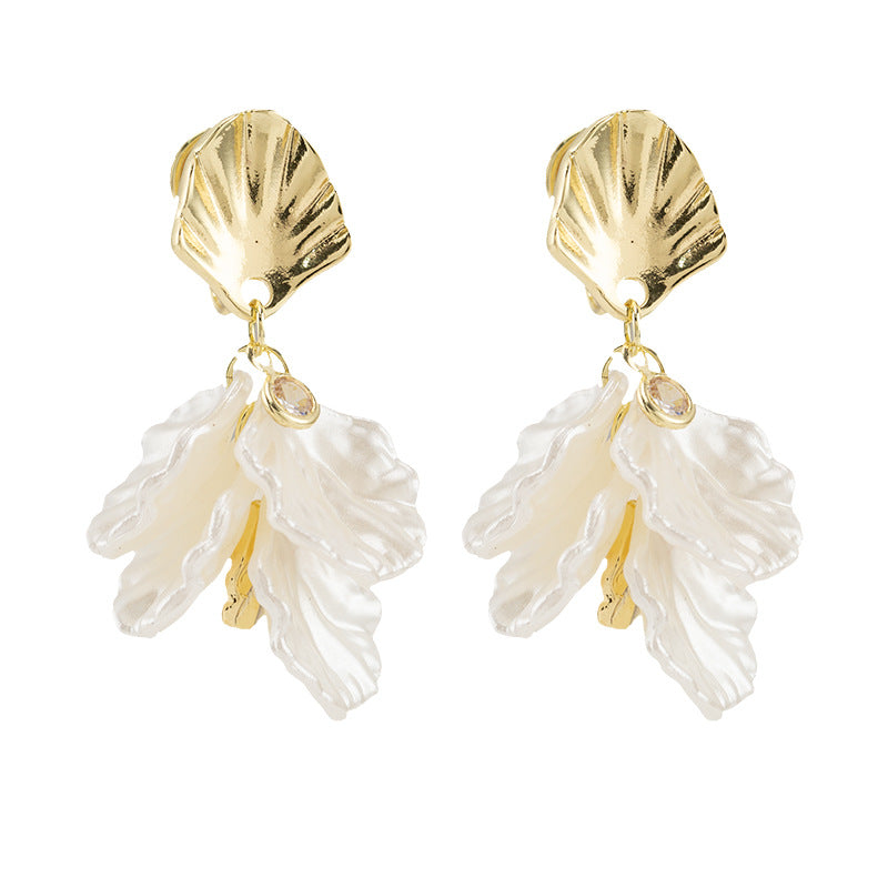 Luxury Fashion High-grade French Shell Petal Unique Design Elegant Mosquito Ear Clip