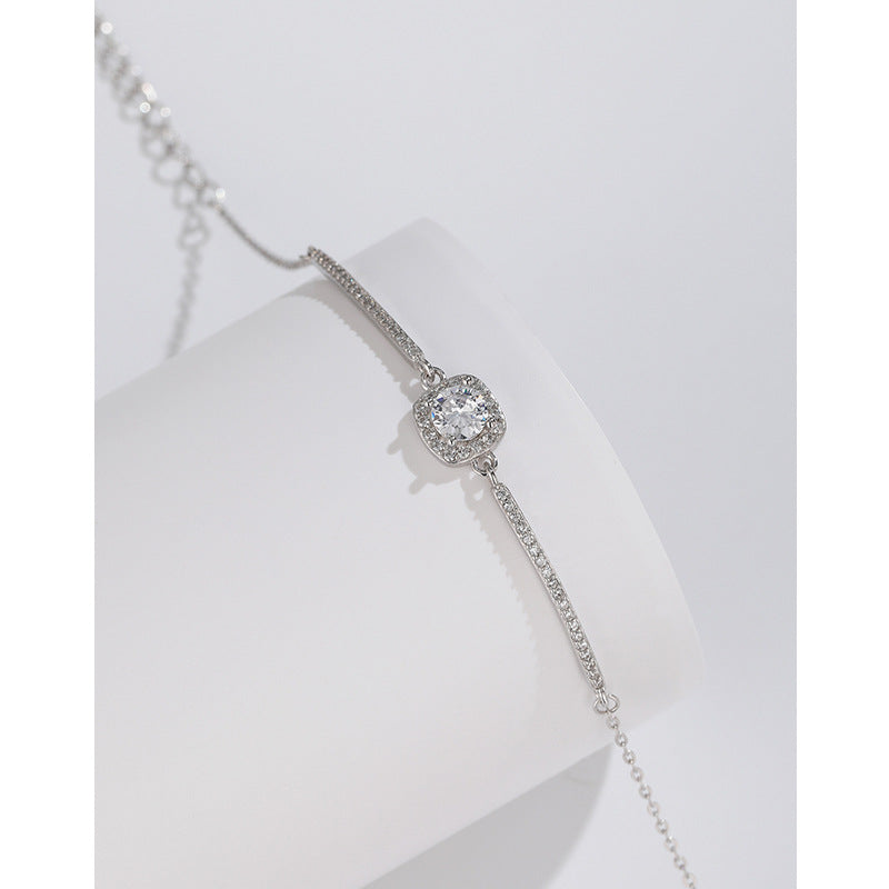 Luxuriöse, raffinierte Grace-Diamant-Vollquadrat-High-Sense-Armbänder