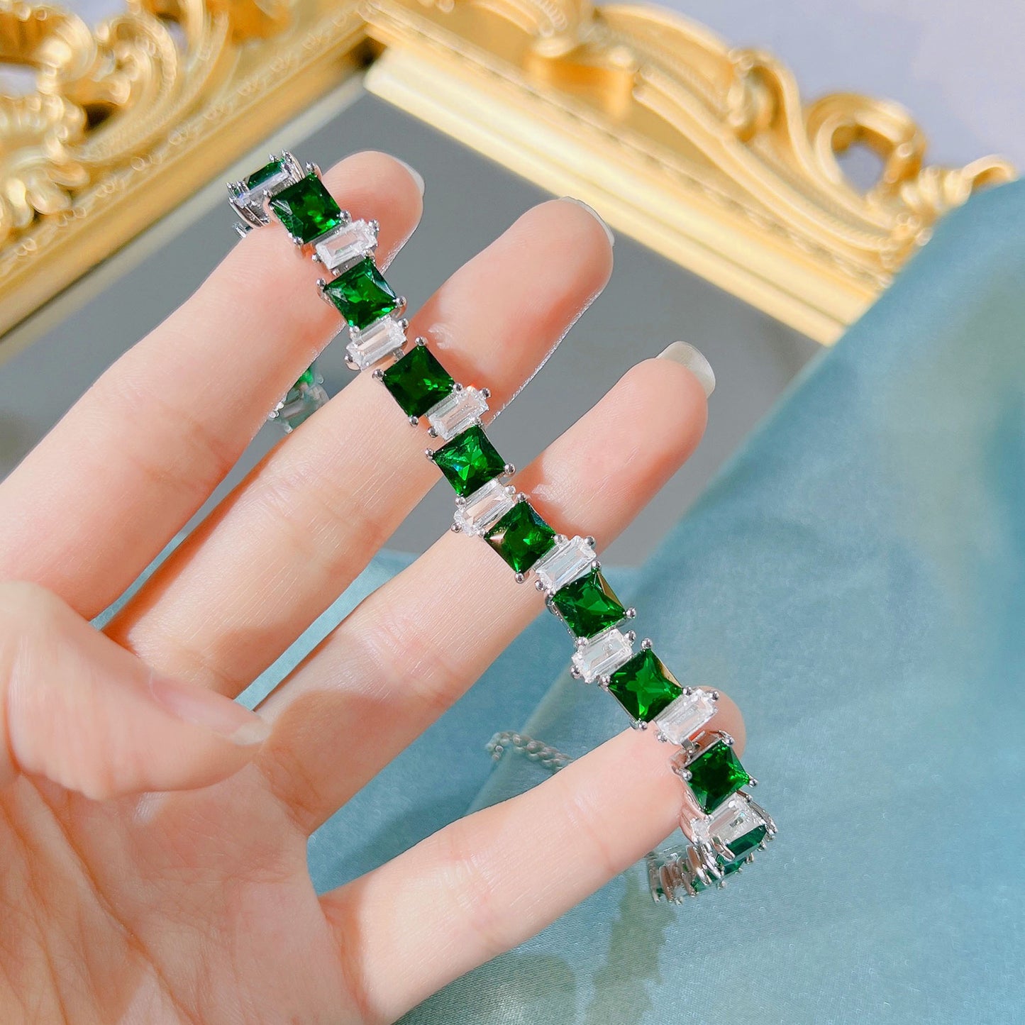 Luxury Emerald Bright Color Gem Princess Bracelets