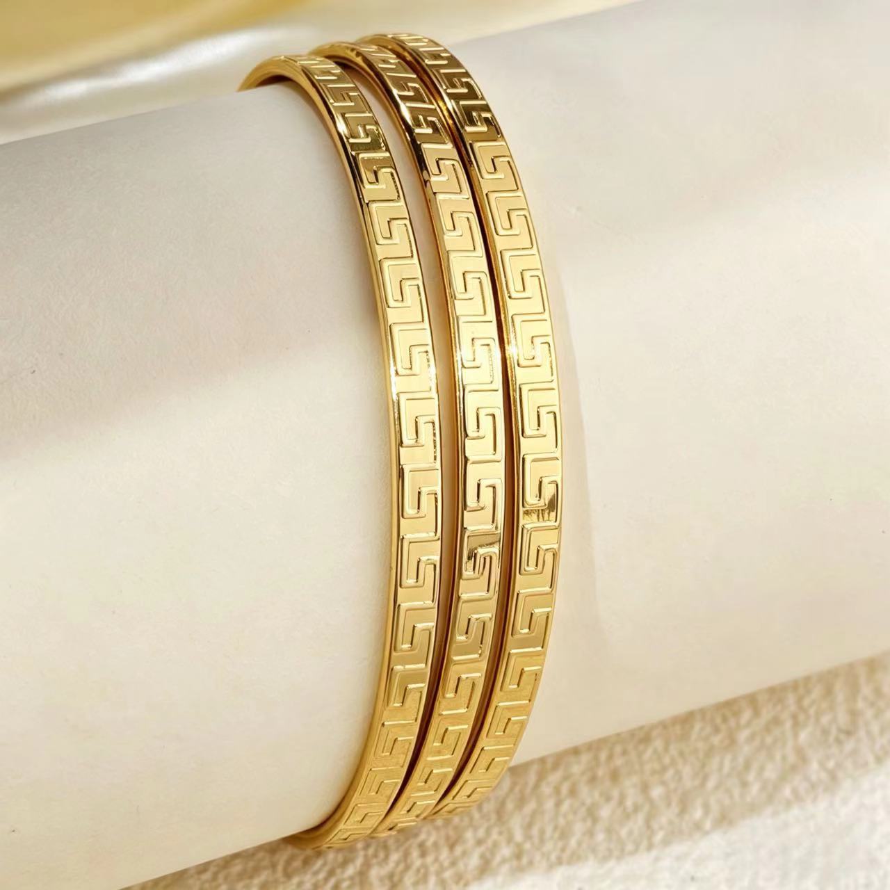 Stackable Stainless Steel Square Thread Twist Bracelet