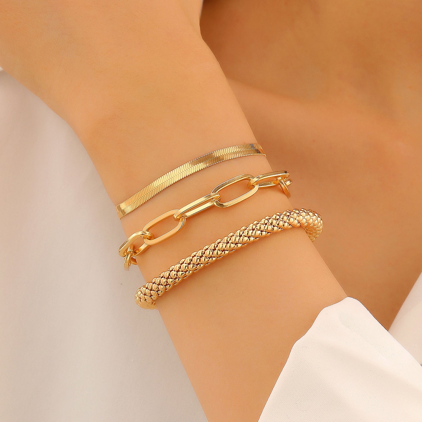 Style Alloy Vintage Wide Face Female Gold Bracelet