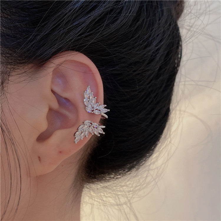 Boucles d'oreilles féminines uniques en forme de papillon en Zircon de haute qualité